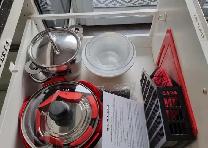 Aix Centre Cosy Calme Garage Terrasse * エクスレバン